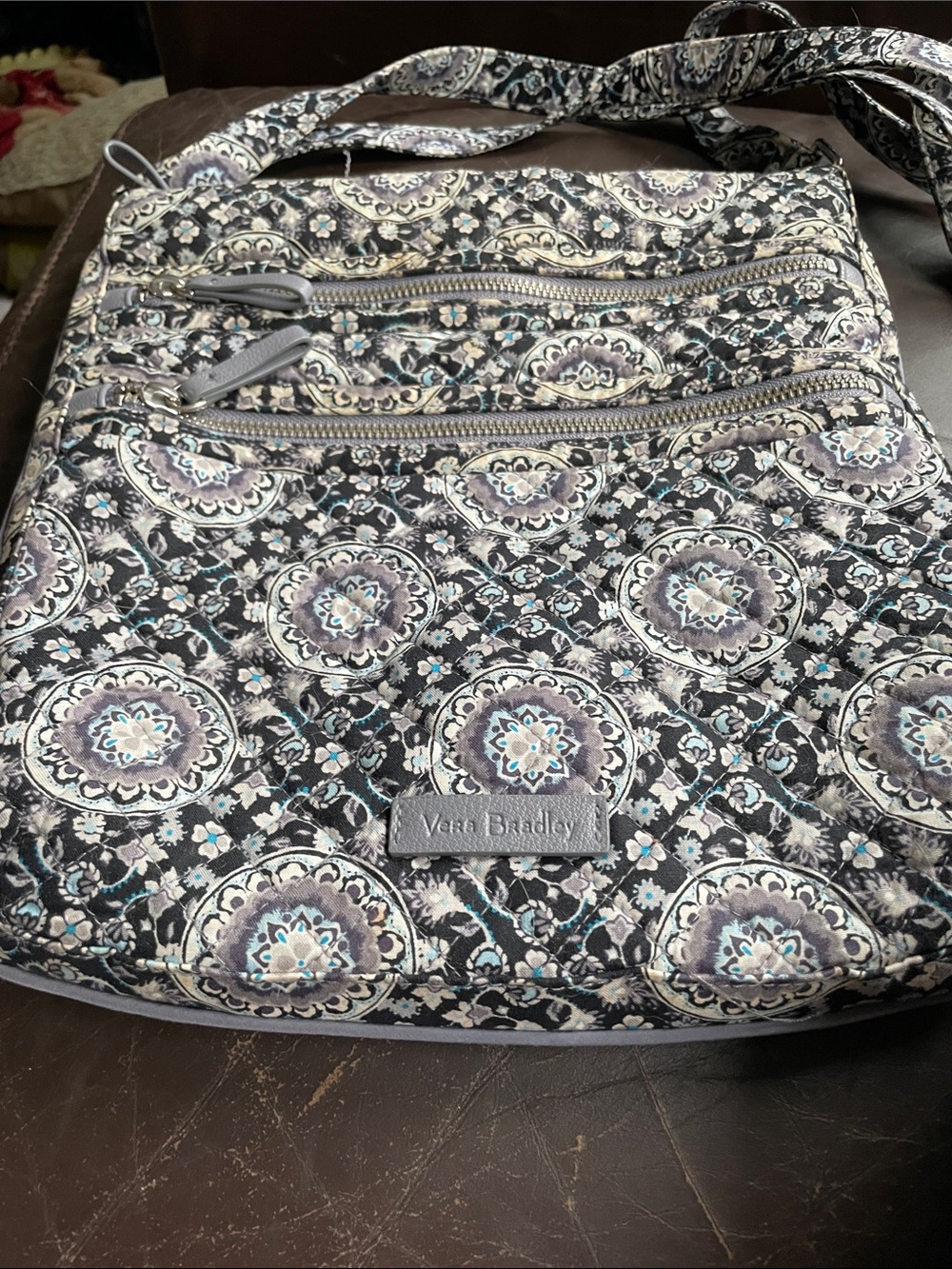 Vera Bradley Gray and Blue Medallion Crossbody Bag… Zips